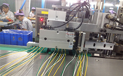 最新連接器、線纜線束產品及自動化技術 最新連接器、線纜線束產品及自動化技術